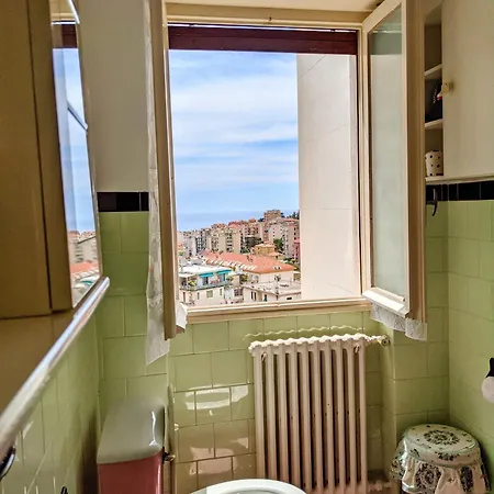 Appartement 248b - Casa Amarcord - Vintage Vista Mare E A Pochi Minuti Dal Centro Di San Remo